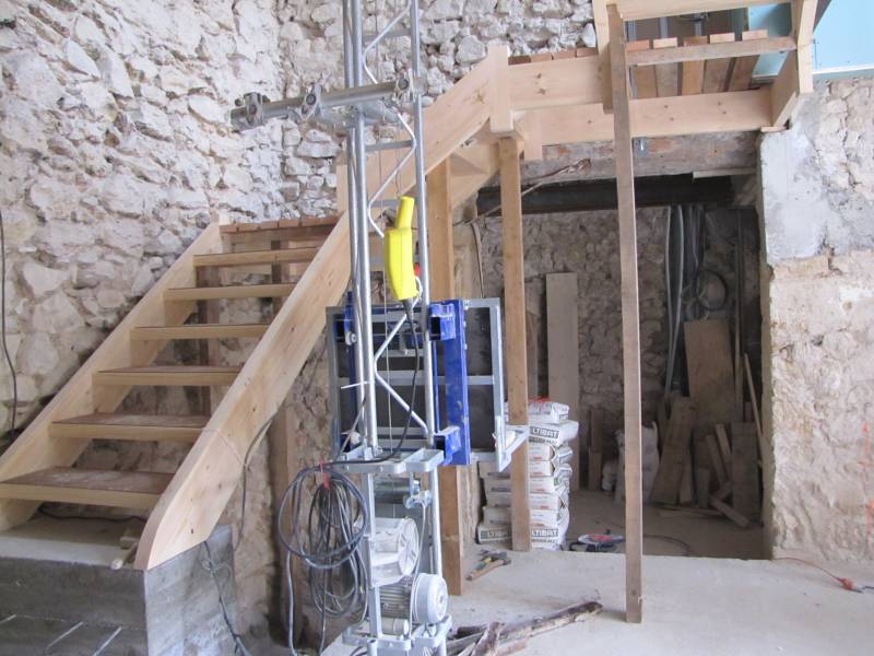 Création d'un escalier personnalisé pour une maison de village sur Salon de Provence
